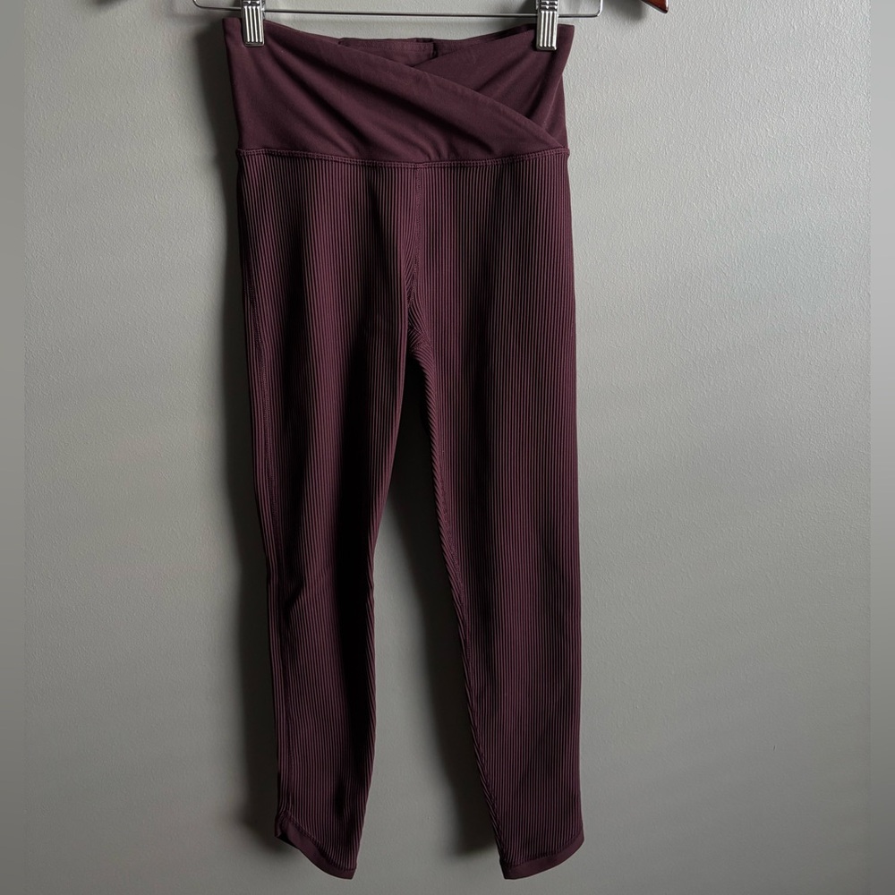 Athleta Elation Crossover Rib 7/8 Tight